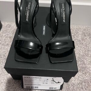 Dolce & Gabbana Glossy Black Heels